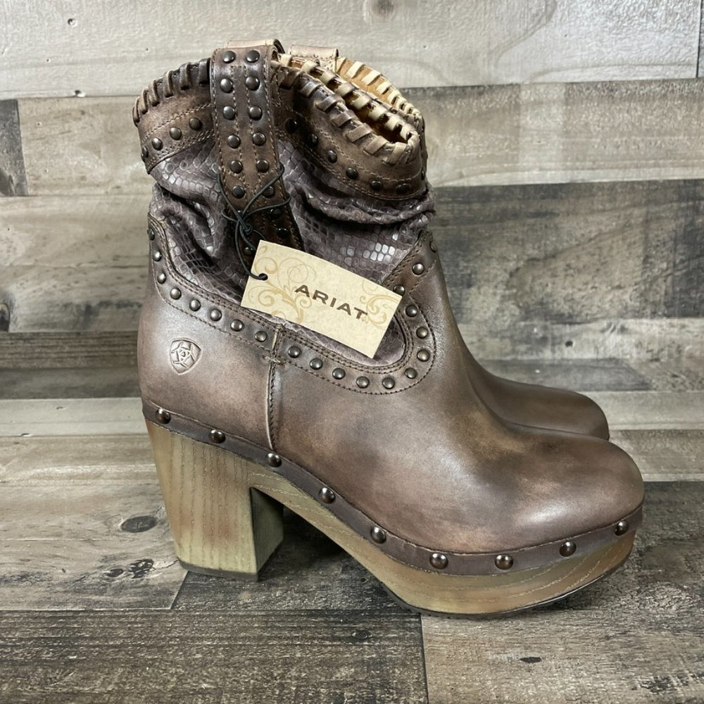 Ariat Memphis Leather Studded Western Boots - Picture 2 of 9